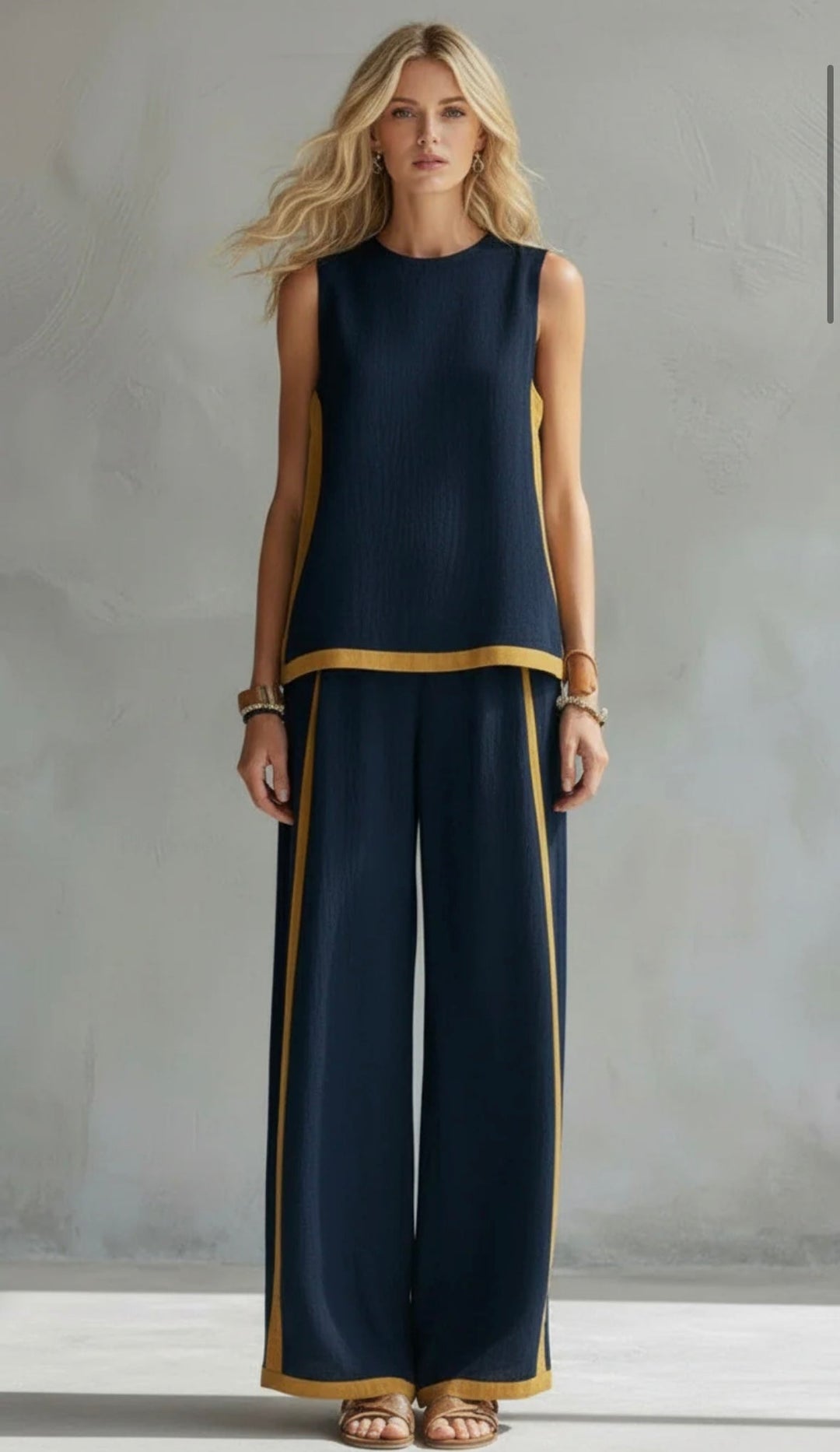 Leila | Elegante completo primaverile