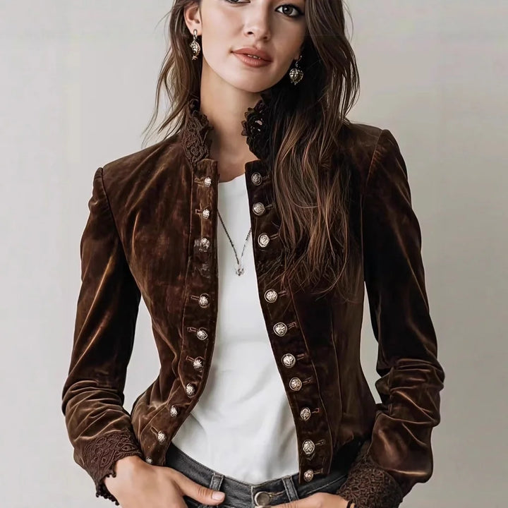 Elena | Giacca in velluto marrone con bottoni decorativi e dettagli in pizzo